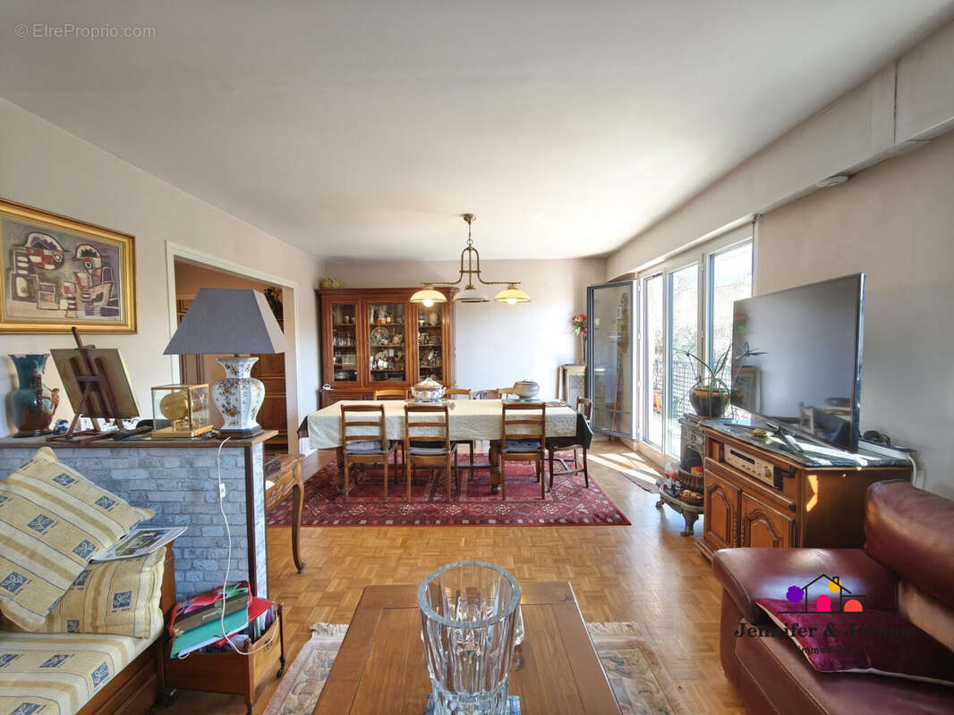 Appartement à ENGHIEN-LES-BAINS