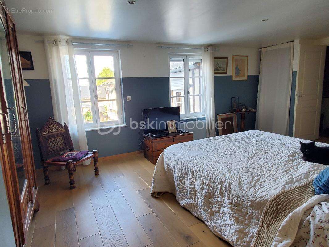 Maison à CORMEILLES