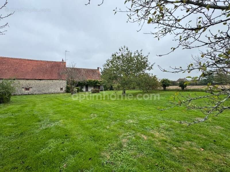 Maison à ARNAC-LA-POSTE