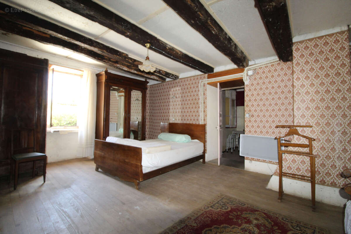 Maison à MOUNES-PROHENCOUX