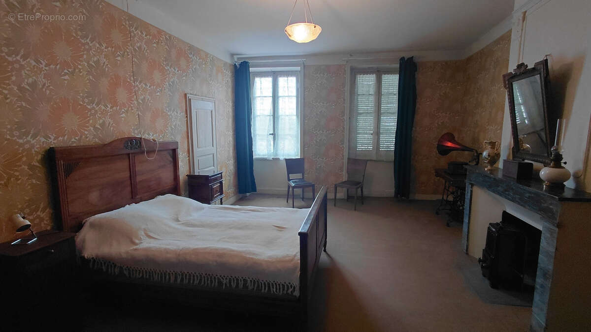 Maison à BOURG-SAINT-ANDEOL