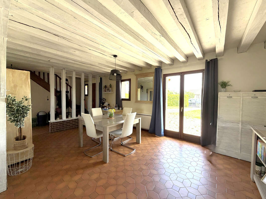 Maison à SOREL-MOUSSEL