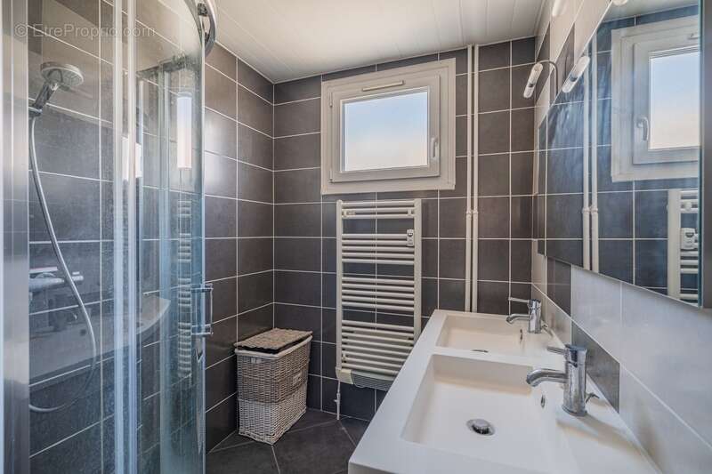 Appartement à vendre 3 pièces RENAGE (38) - photo 8