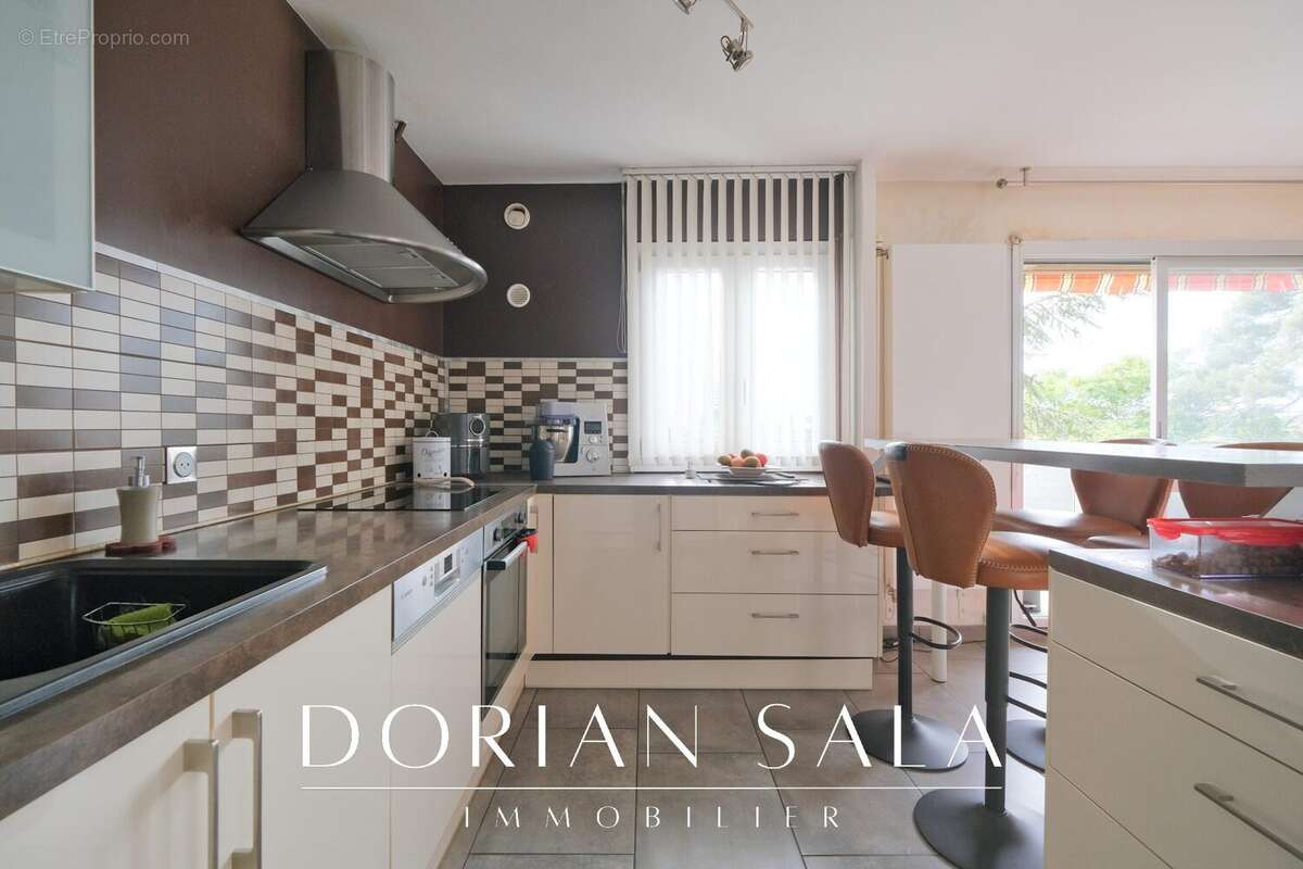 Appartement à MARSEILLE-10E