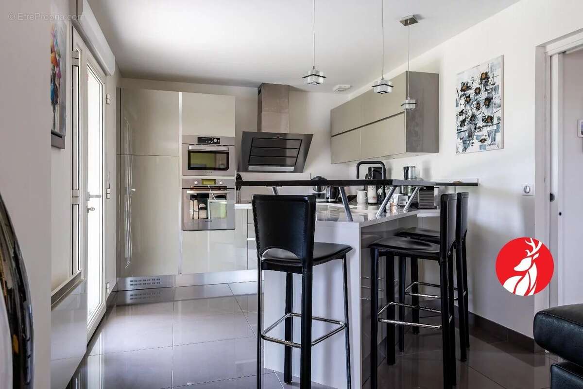 Maison à MILLY-LA-FORET