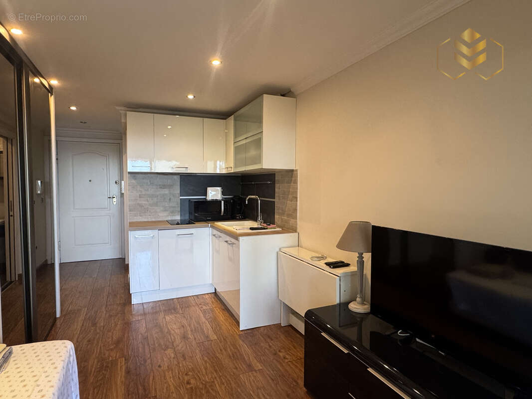 Appartement à ROQUEBRUNE-CAP-MARTIN