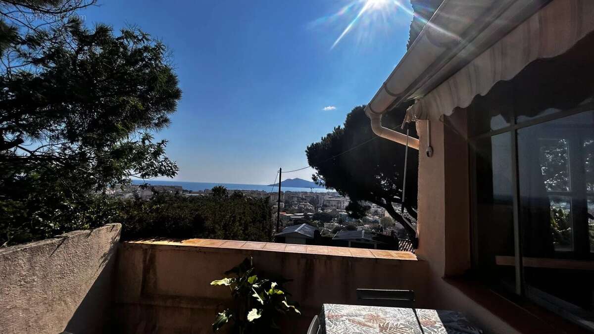 Appartement à CANNES
