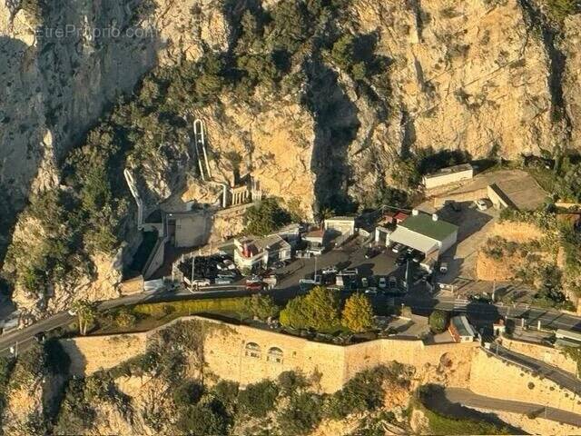 Terrain à CAP-D'AIL