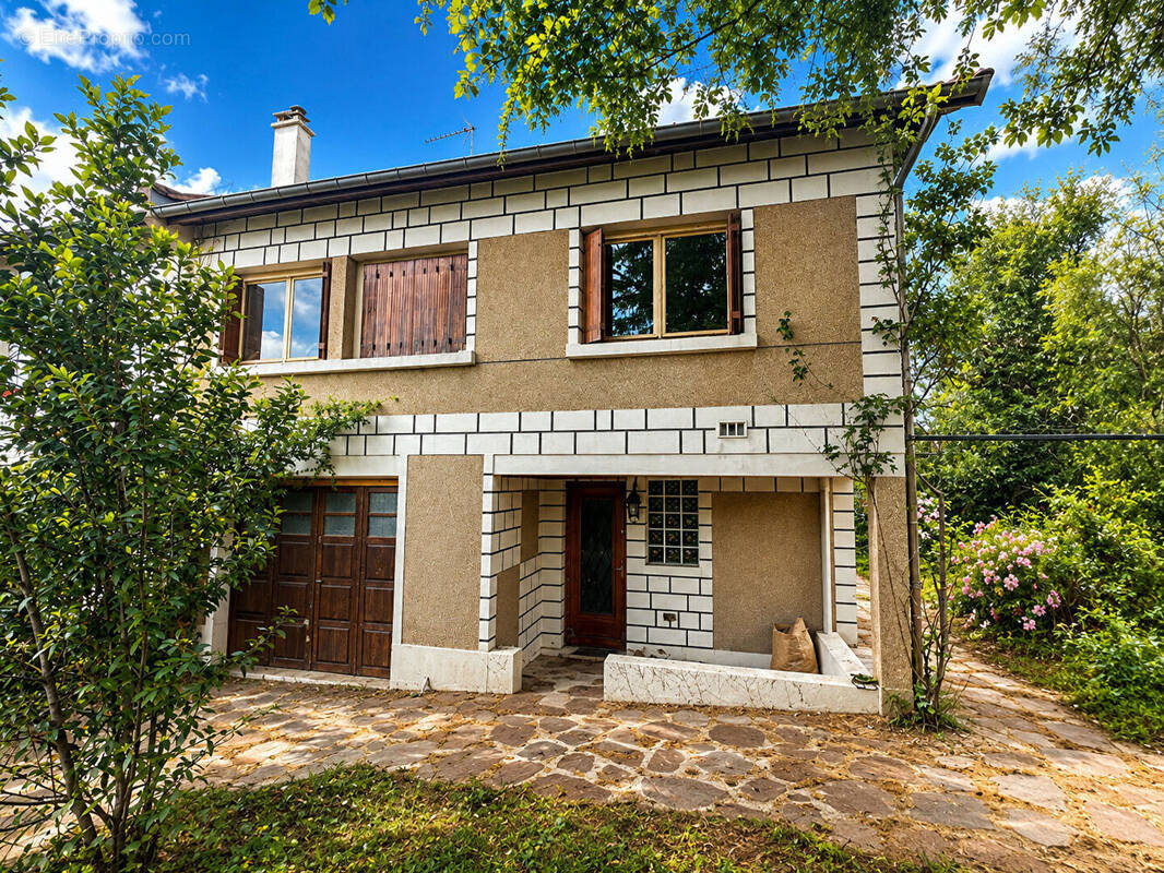 Maison à VILLEBON-SUR-YVETTE