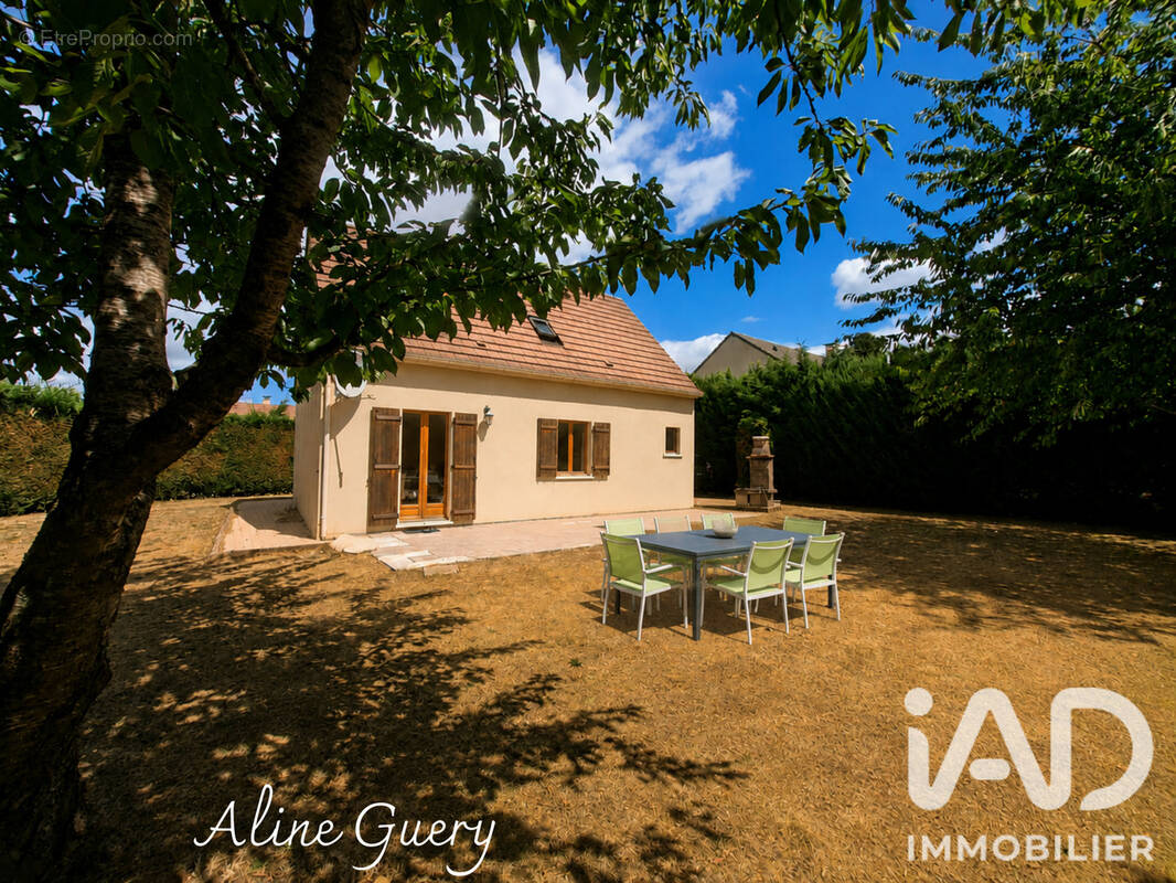 Photo 1 - Maison à ETREPAGNY