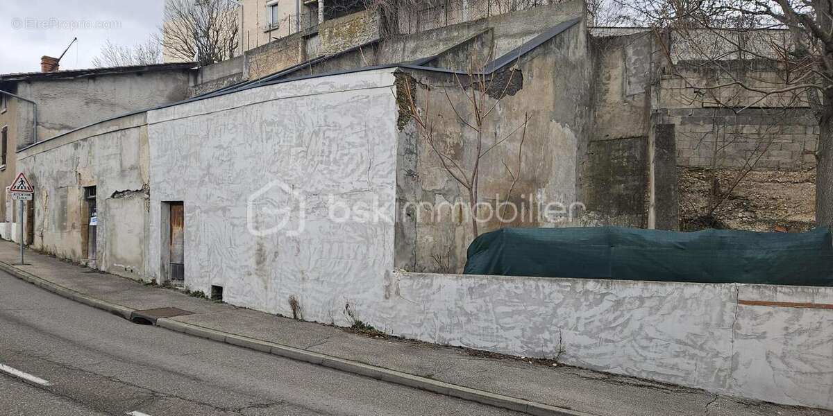 Terrain à BEAUREPAIRE