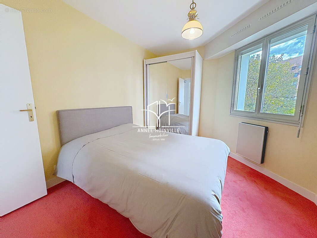 CHAMBRE  - Appartement à DEAUVILLE