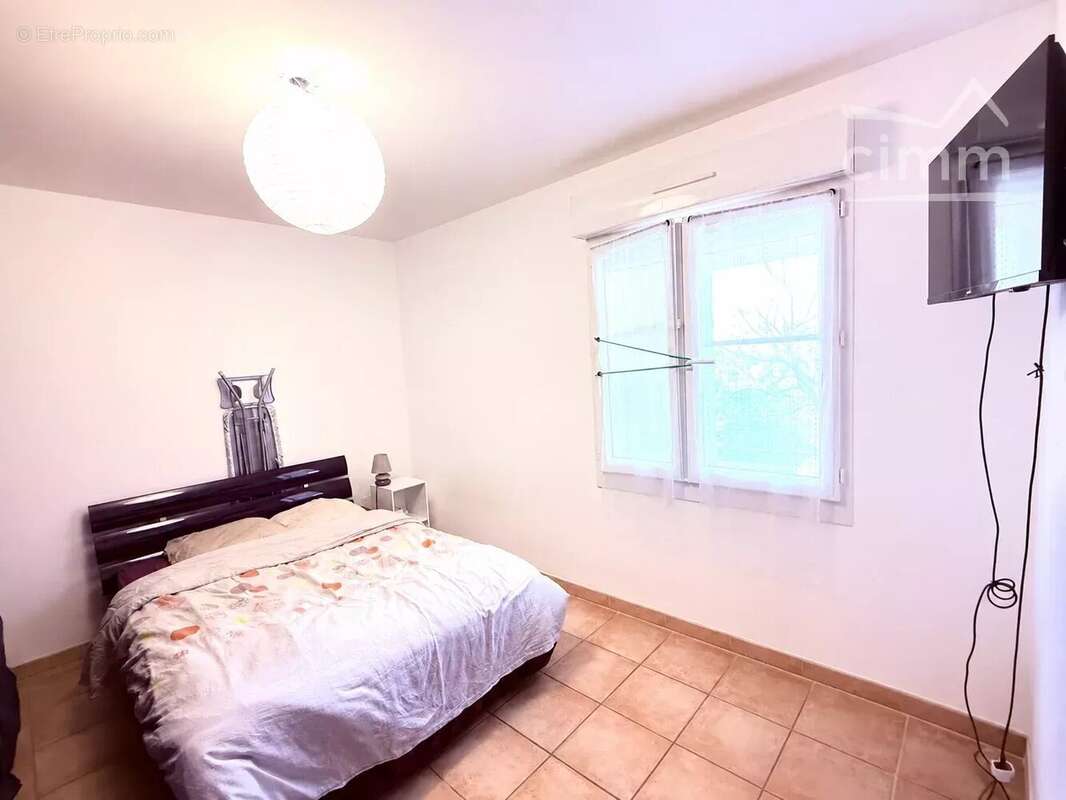 Appartement à PORT-SAINT-LOUIS-DU-RHONE