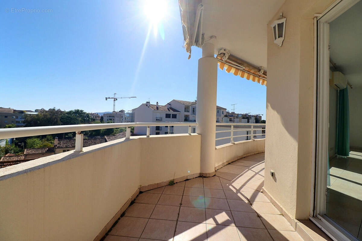 Appartement à SAINT-RAPHAEL