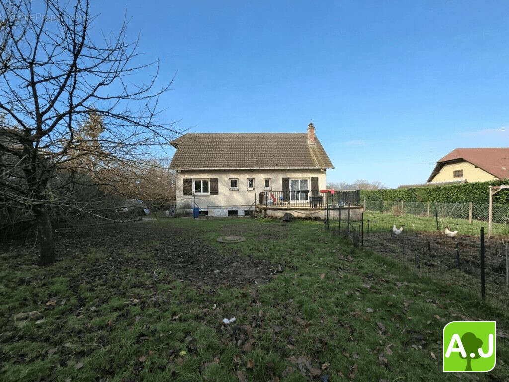 Maison à EZY-SUR-EURE