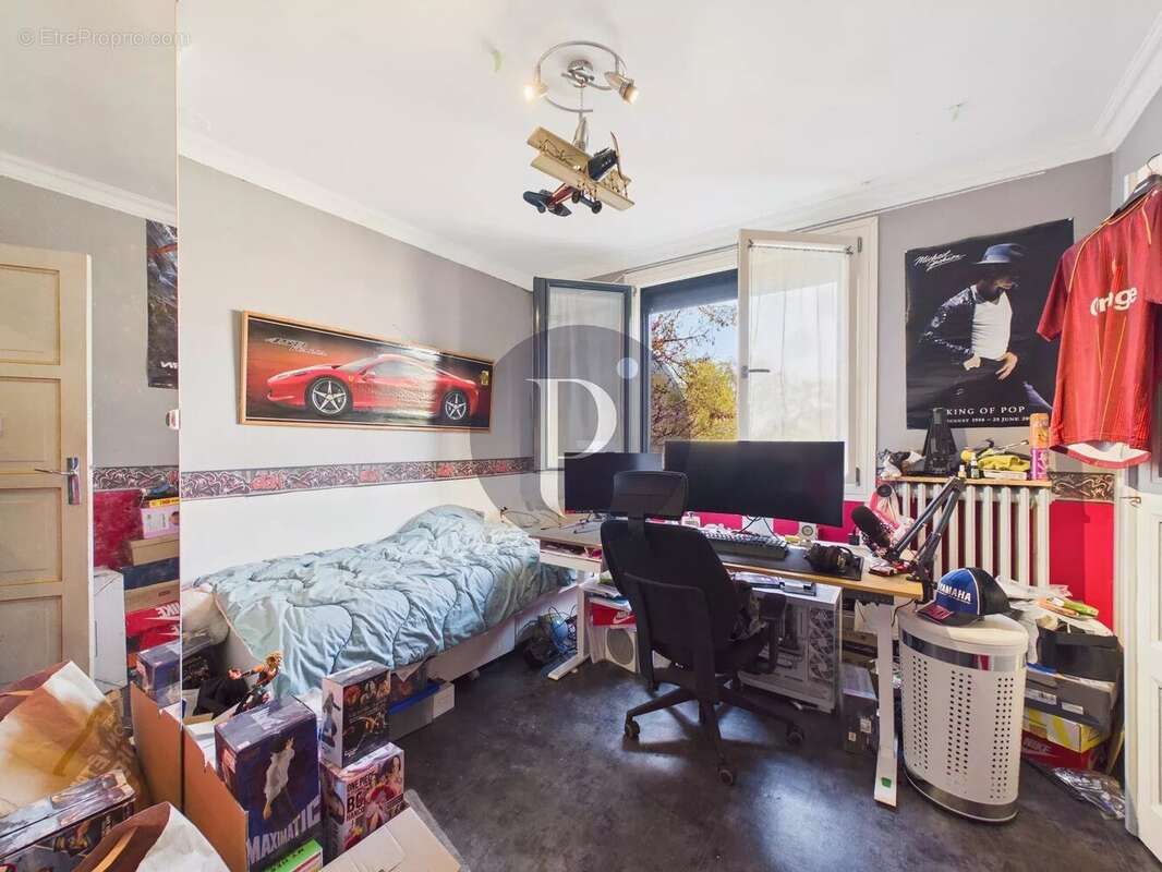 Maison à LE PLESSIS-ROBINSON