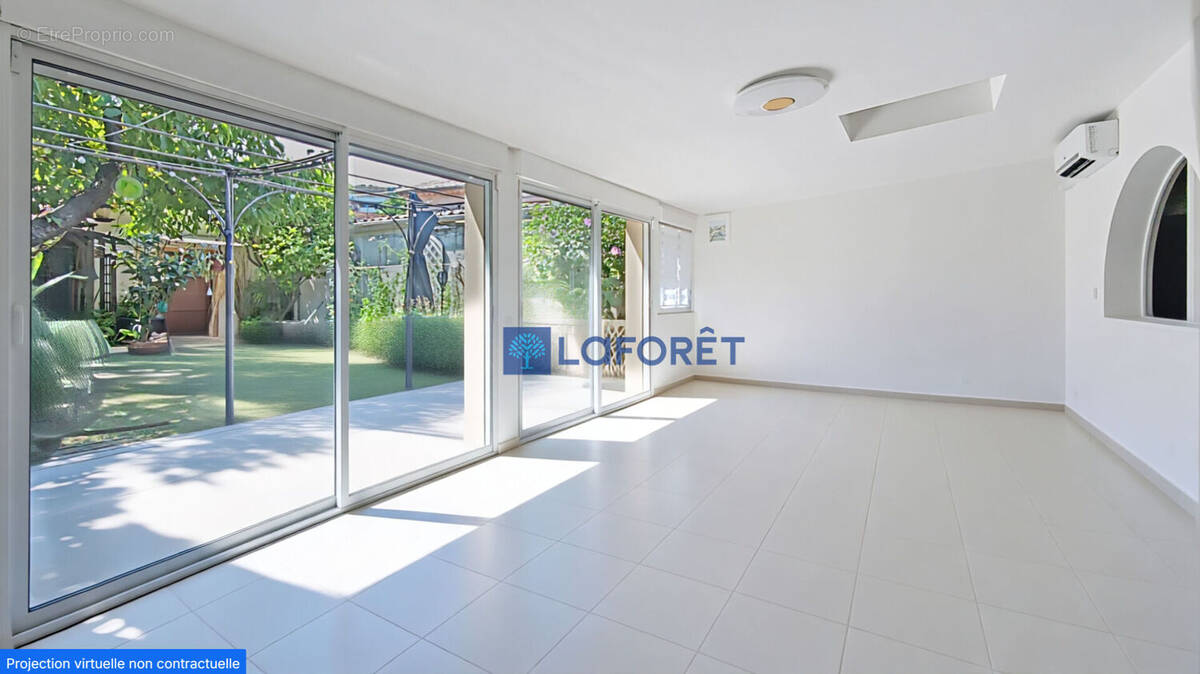 Maison à CAGNES-SUR-MER