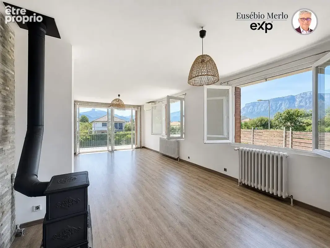 Maison 6 pièces 155 m² à vendre à Le Versoud (38420) - photo 2