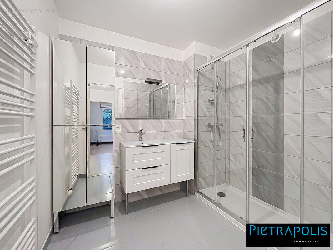 Appartement à JASSANS-RIOTTIER