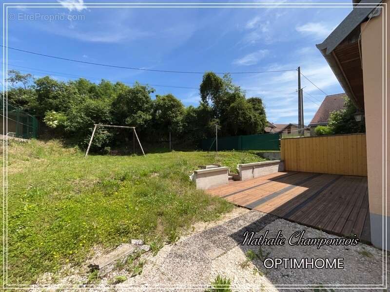 Chargey-lès-Gray (70100)- Maison rénovée 90 m² - 3 chambres - Garage - Terrasse - photo 12