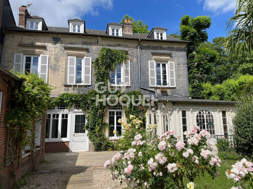 Maison à BERNAY