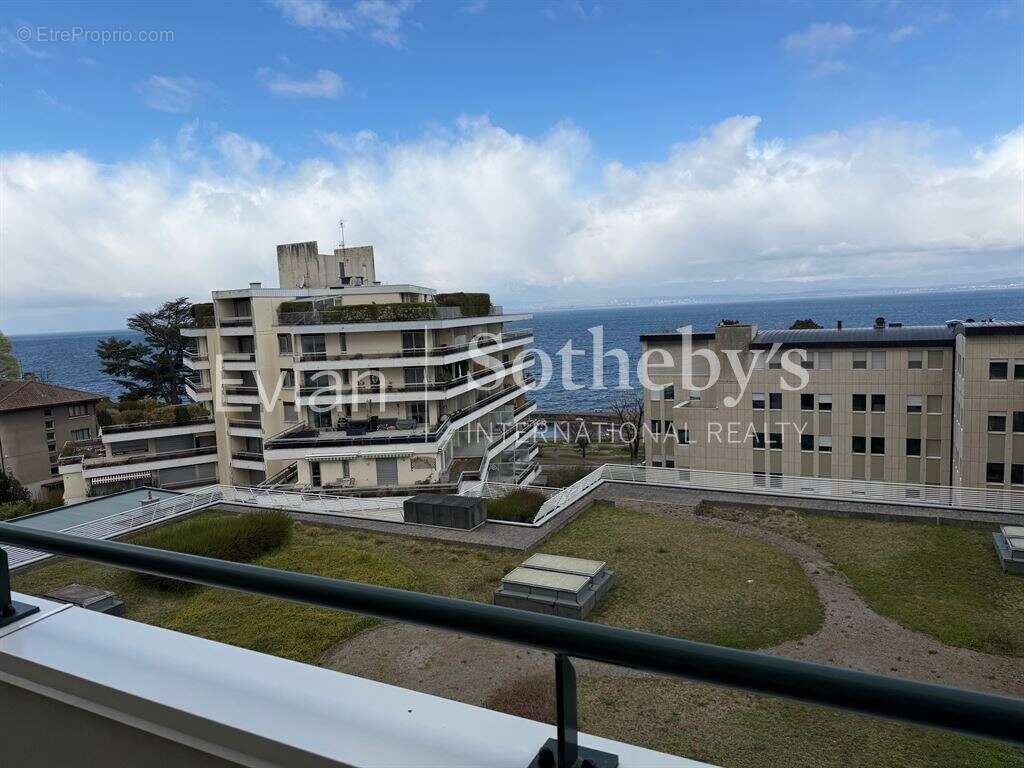 Appartement à EVIAN-LES-BAINS