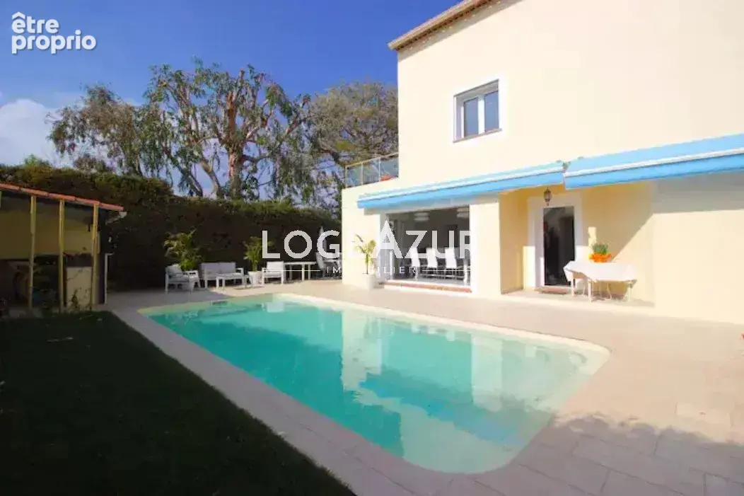 Vente villa 5 chambres antibes - piscine - salle de jeux - parking - photo 2