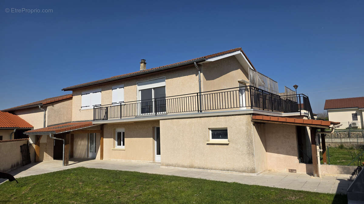 Appartement à DIEMOZ