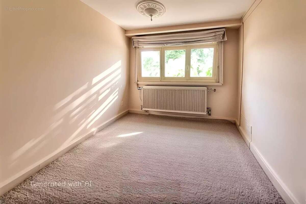 Maison à BELLEGARDE