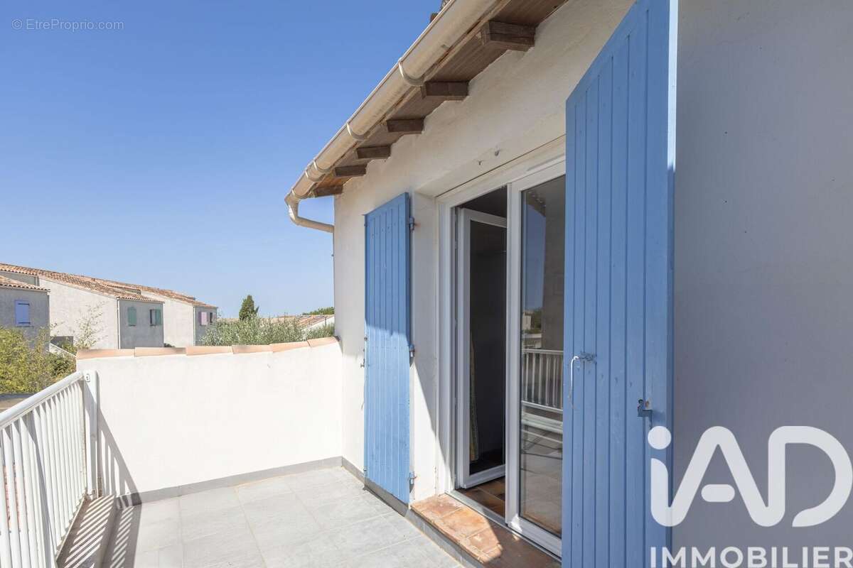 Appartement 28 m² à Saintes-Maries-De-La-Mer  - photo 2