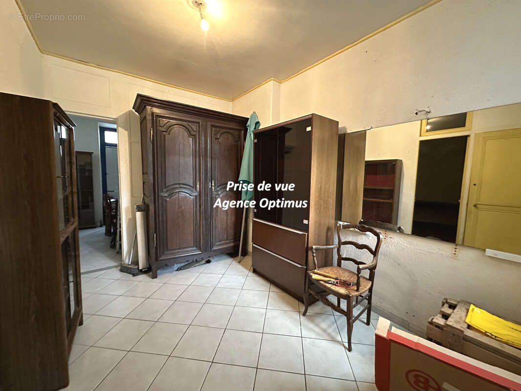 Immeuble à usage Mixte : Local commercial + Habitation - photo 6
