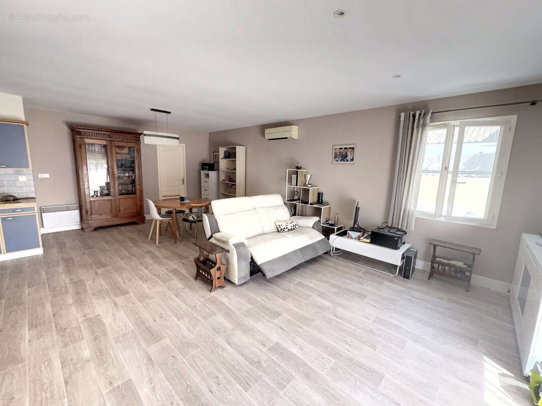 Maison à AIGUES-MORTES