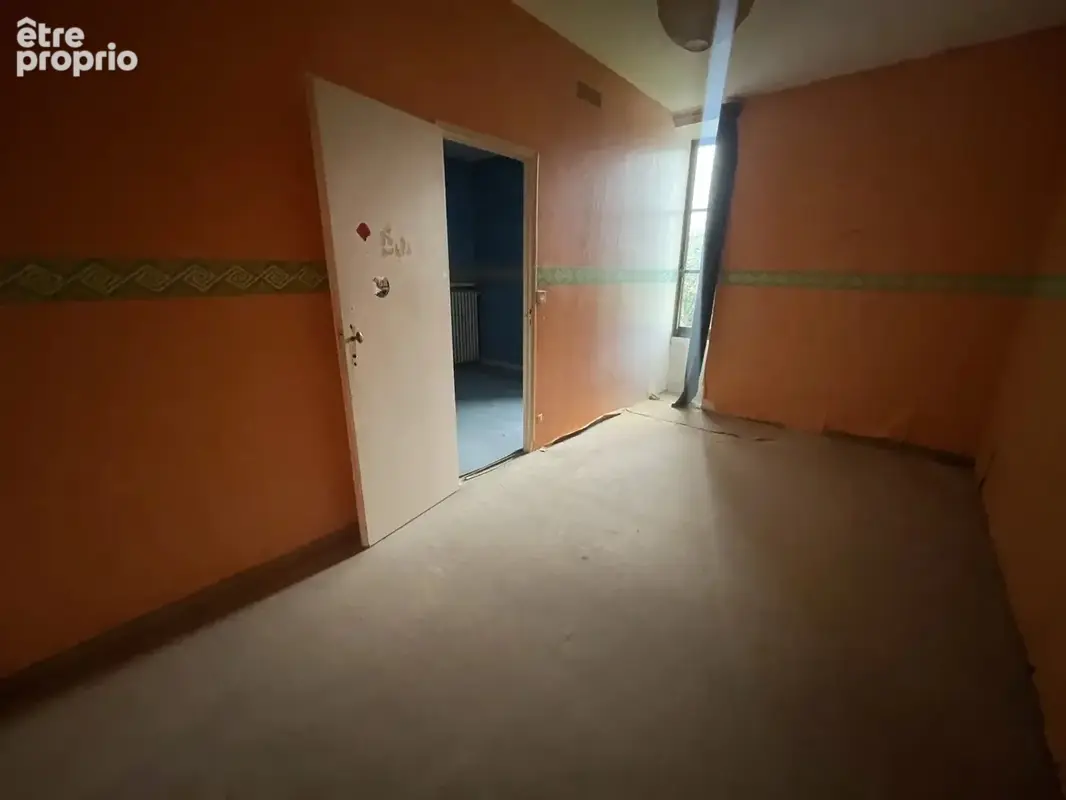Propriété de maître à rénover – Nombreuses dépendances - photo 9