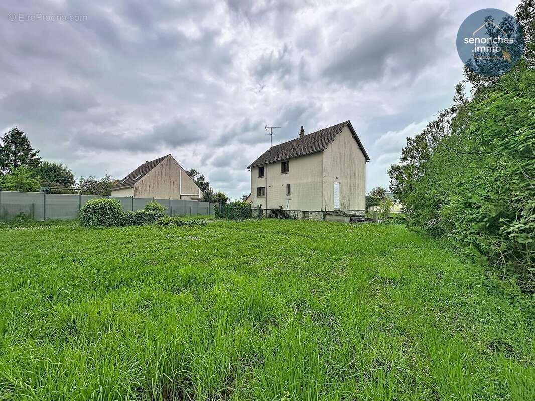 Maison à BAILLEAU-L'EVEQUE