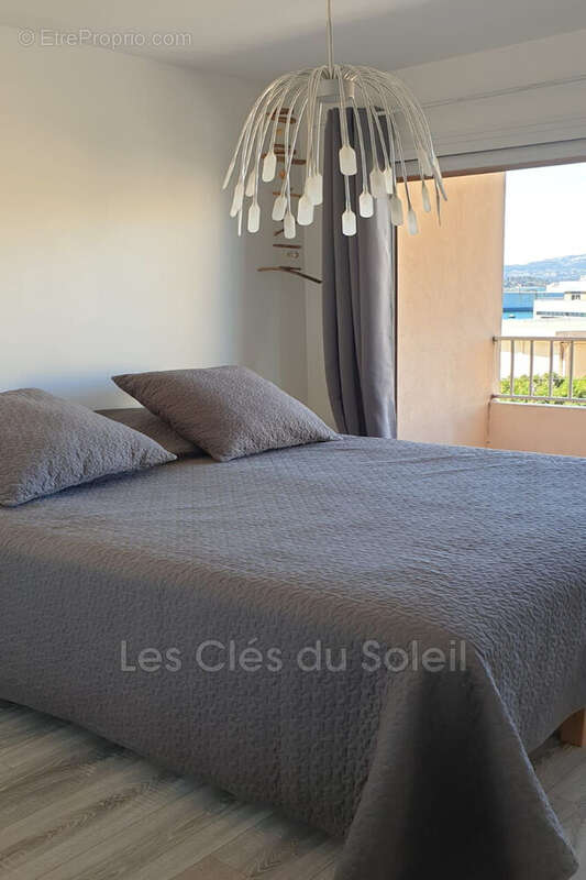 Appartement à SAINT-MANDRIER-SUR-MER