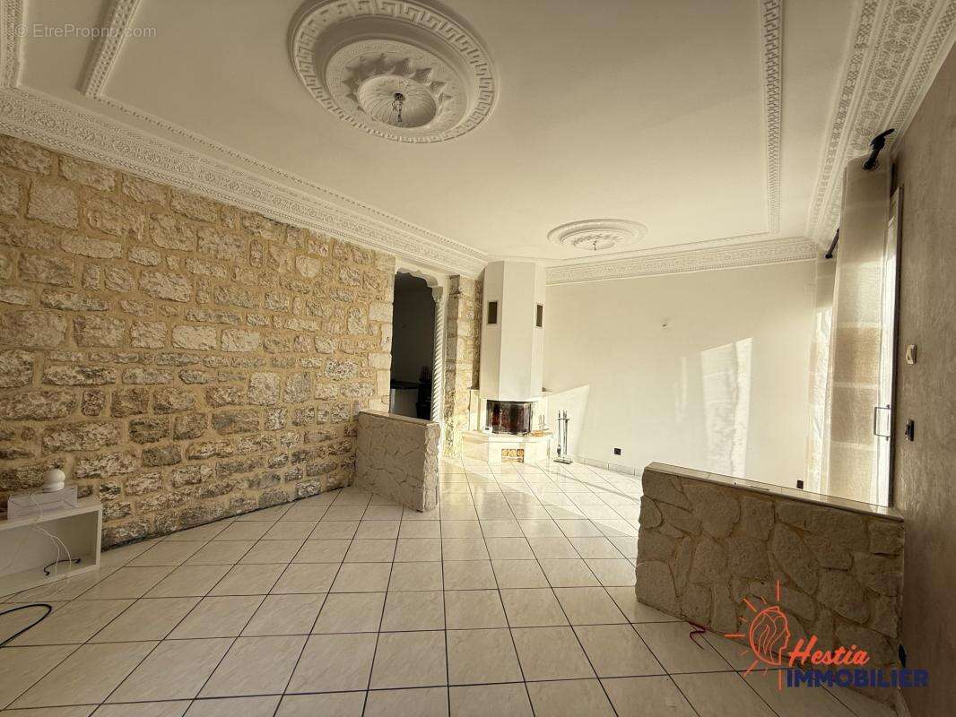 Maison en pierre meulière - Quartier Maison Blanche - 102 m - photo 9