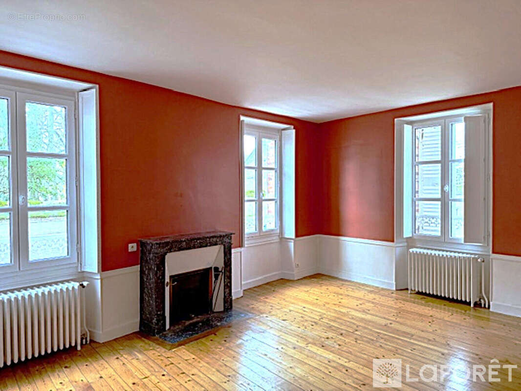 Maison à FONTAINEBLEAU