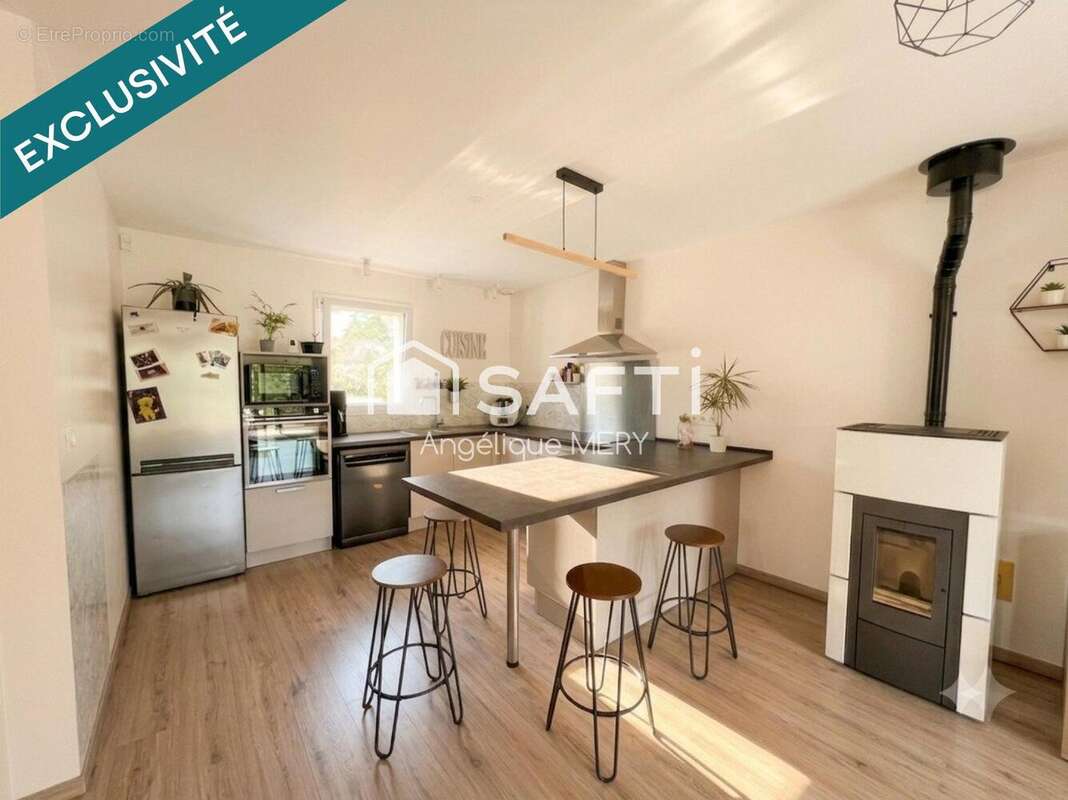 Maison 93 m² à Saint-Sulpice-Sur-Leze  - photo 4