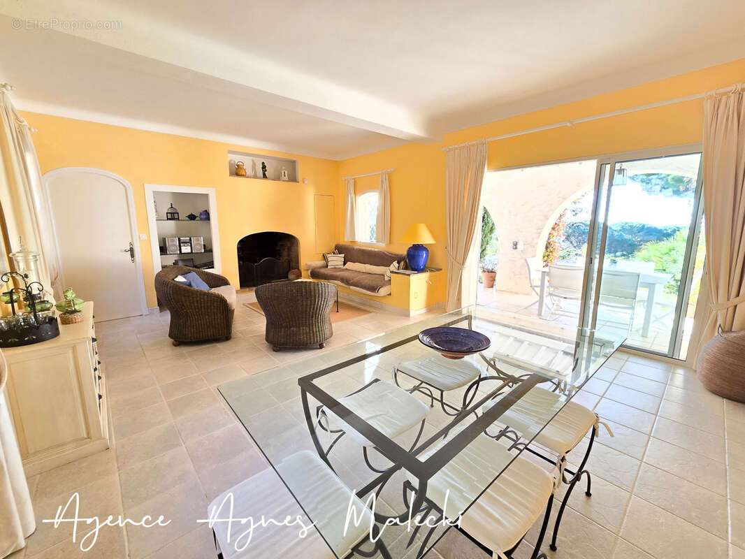 Maison à LA CROIX-VALMER