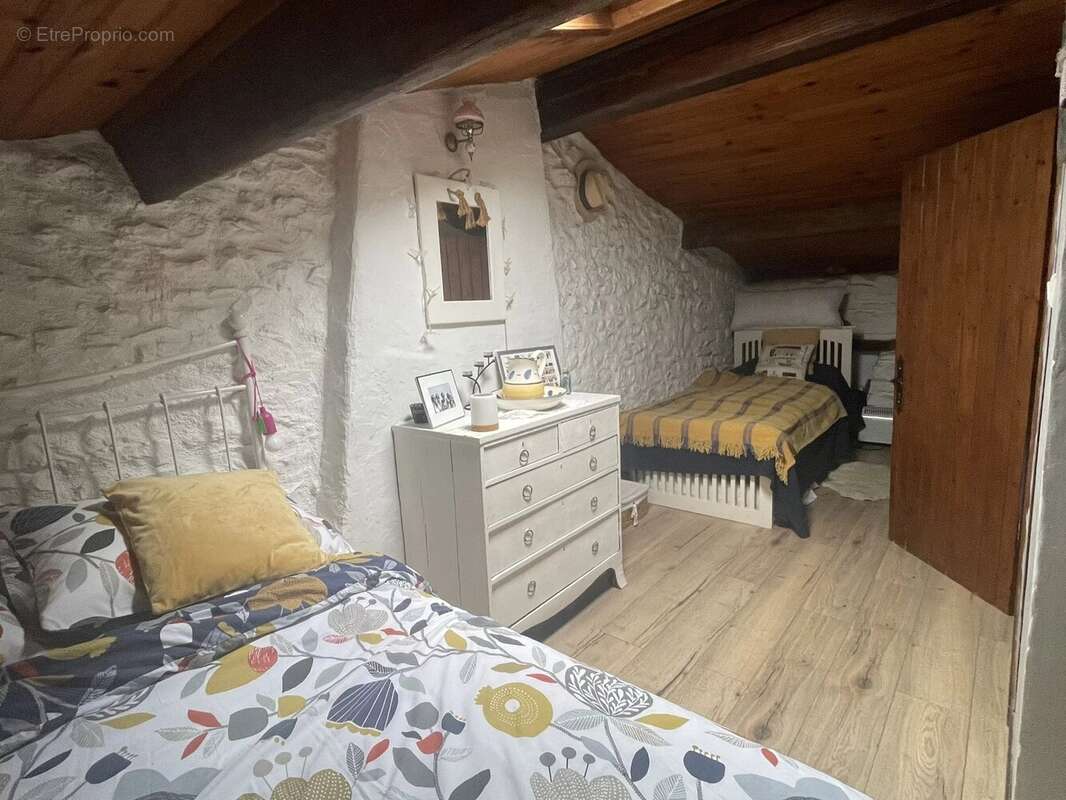Maison à LE GRAND-MADIEU