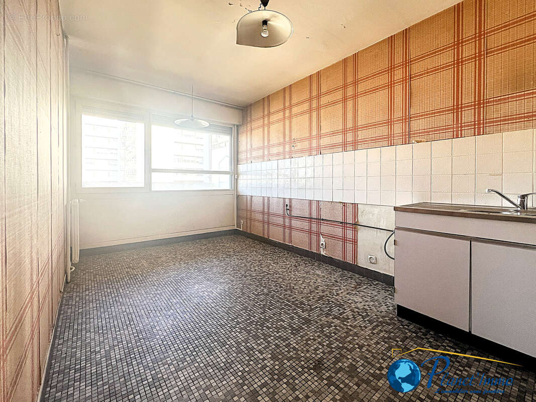 Appartement à SAINT-ETIENNE