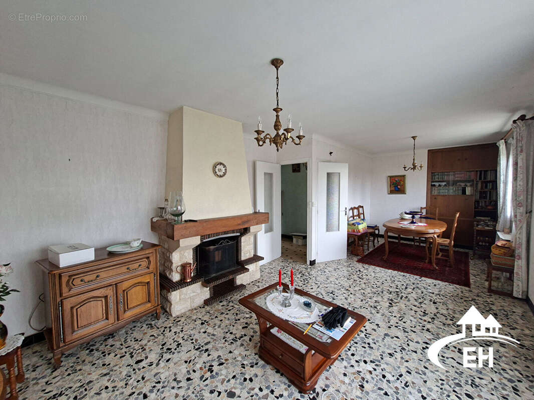 Maison à L'AIGLE