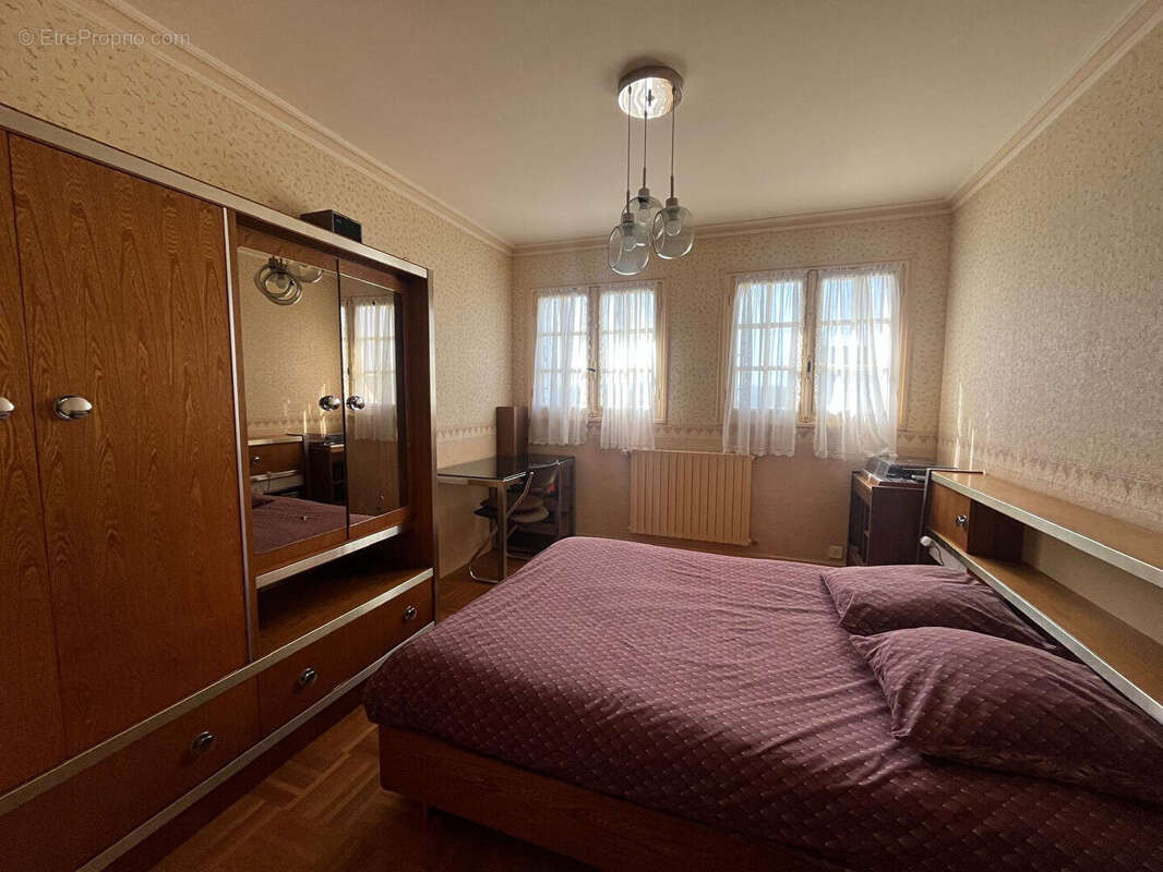 Maison à PLOUGONVEN