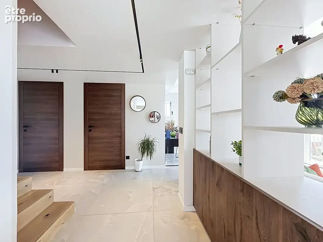 Maison rénovée avec vue imprenable et T2 indépendant à Poisy - photo 8