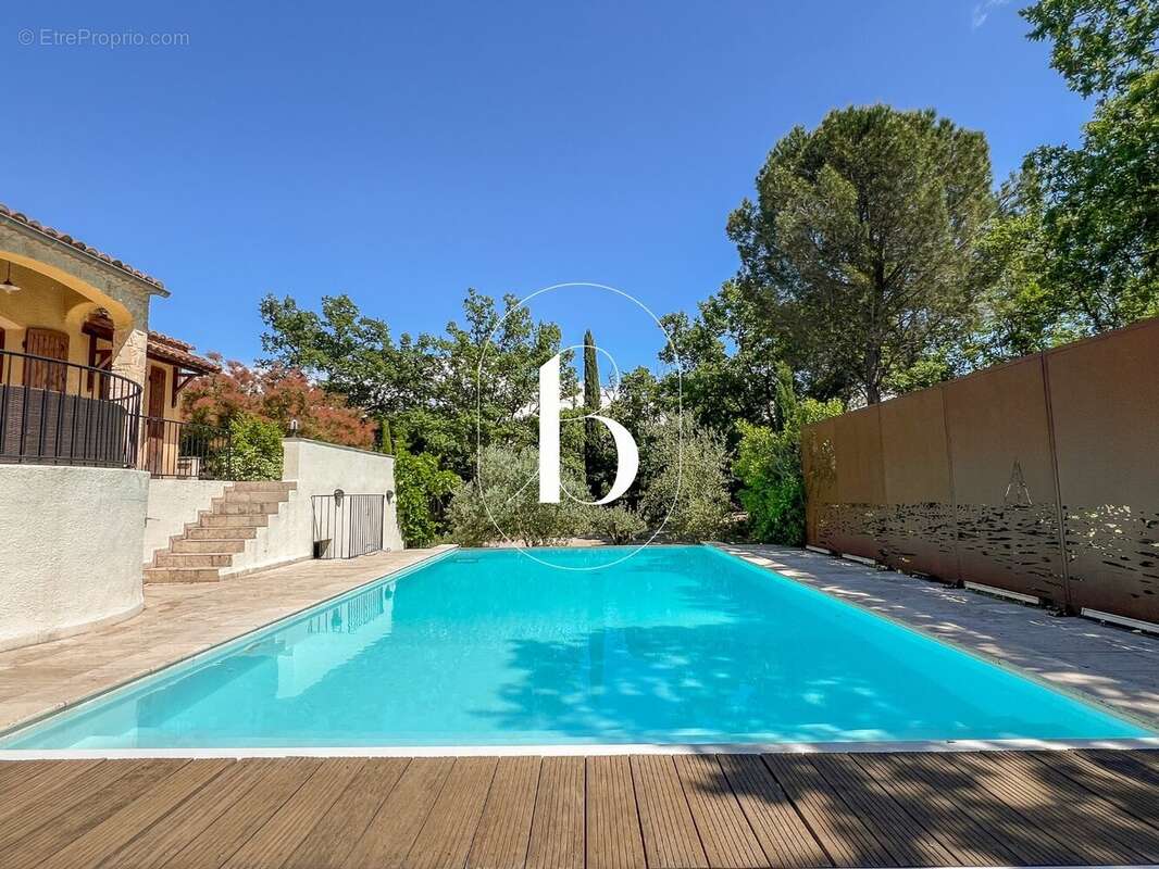 Maison à GOUDARGUES