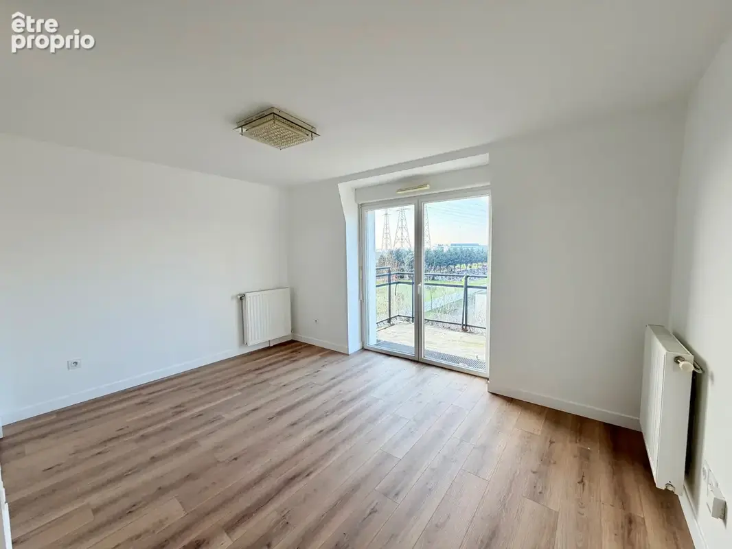 Rue Étienne Dolet  Exclusivité — Appartement rénové en dernier étage avec balcon - photo 4
