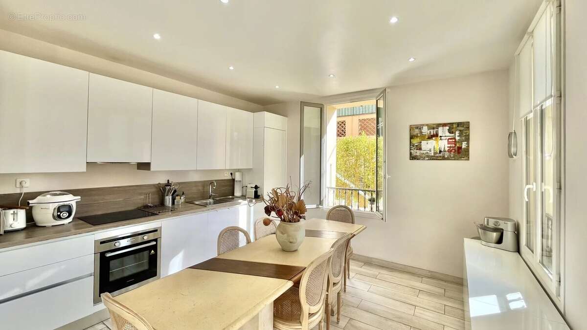 Appartement à MENTON