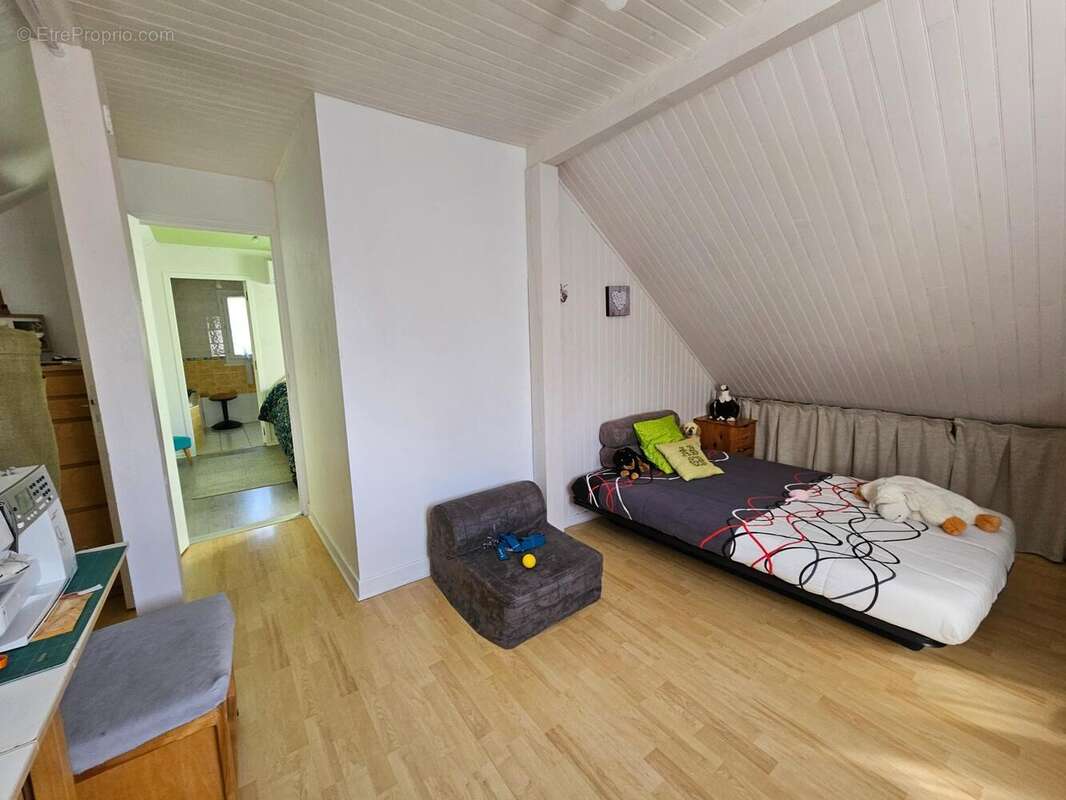 Photo 7 - Maison à SAINT-REMY-EN-ROLLAT