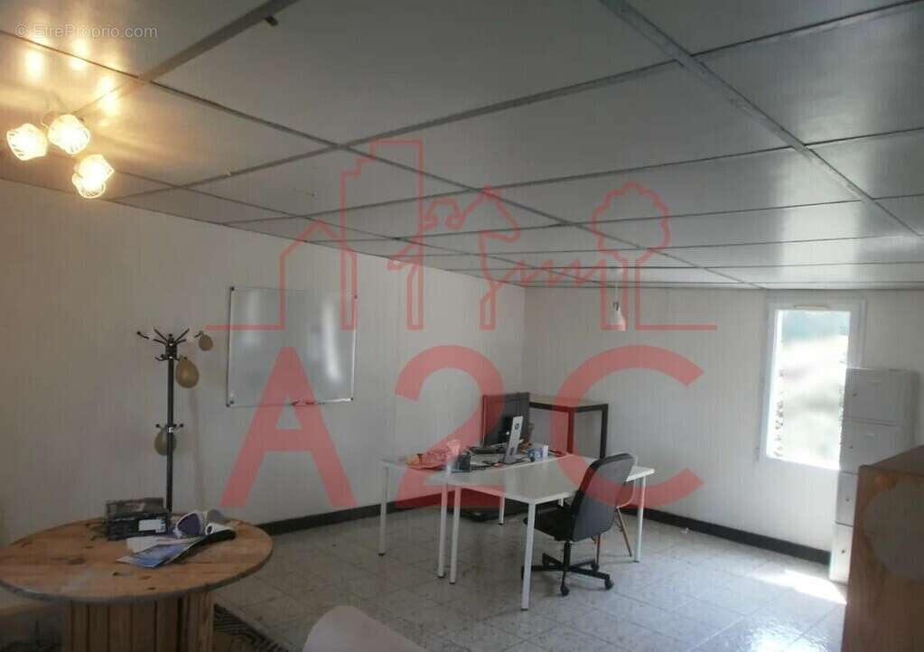 Commerce à LA ROCHE-SUR-YON