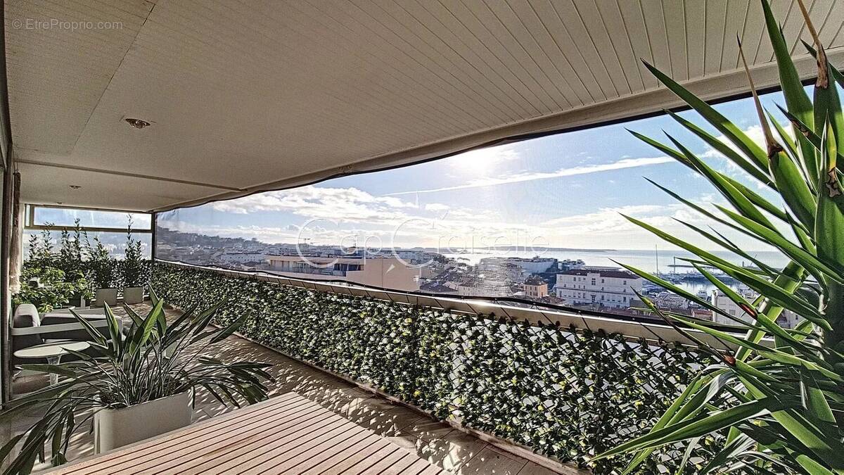 Appartement à CANNES